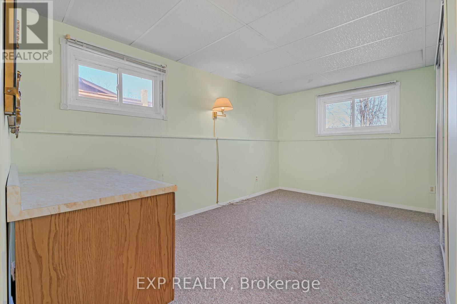 78 ESTHER AVENUE - 25