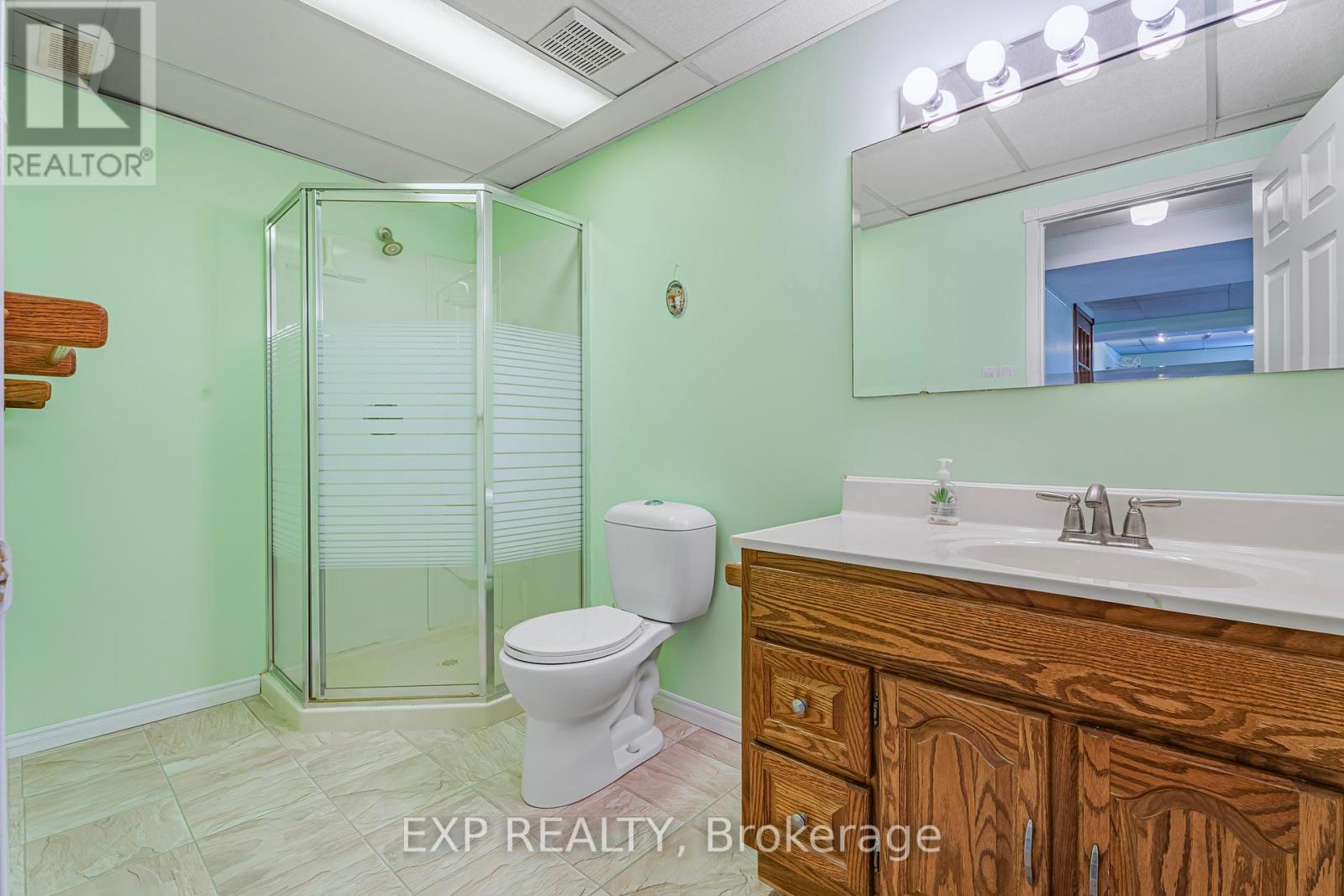 78 ESTHER AVENUE - 27