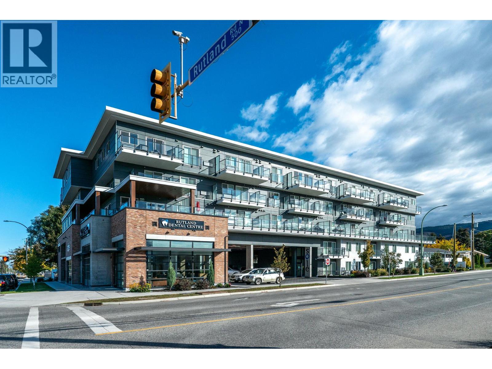 #101-615 Rutland Road North, Kelowna