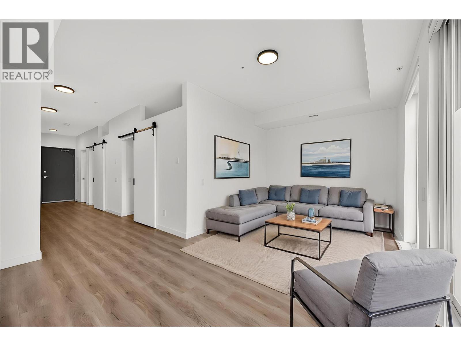 #101 615 Rutland Road N - 4
