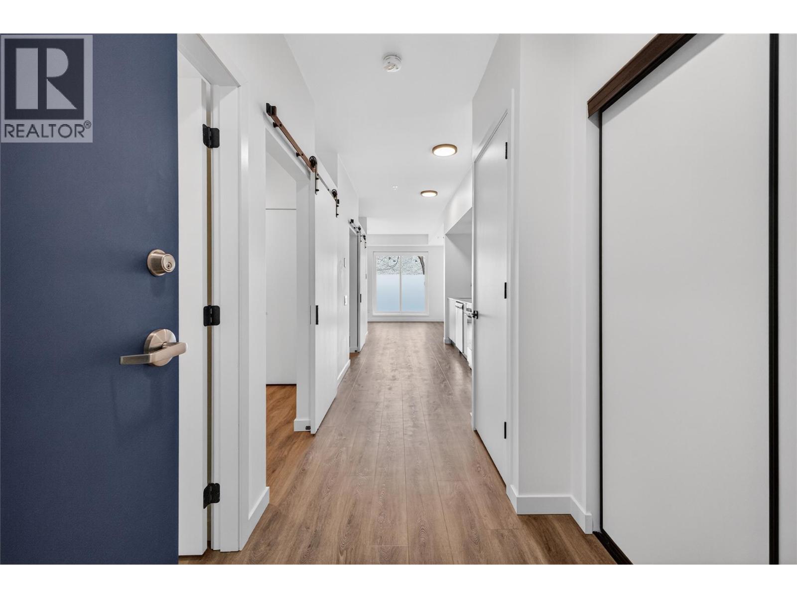 #101 615 Rutland Road N - 8