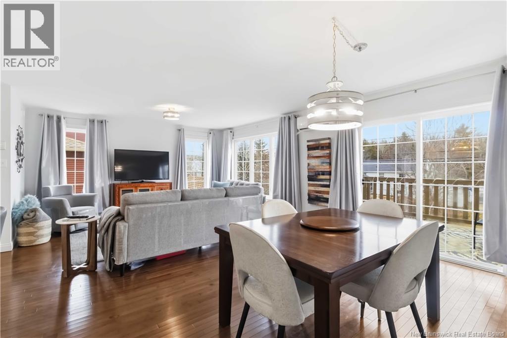 80 ASHLEY CRESCENT - 15