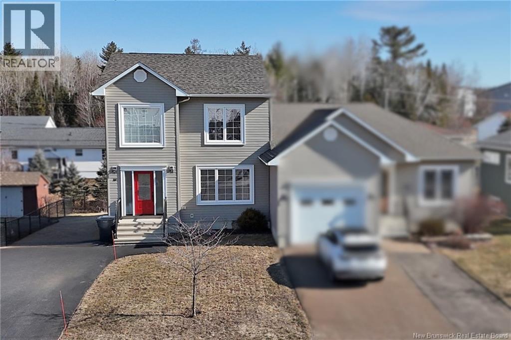 80 ASHLEY CRESCENT - Image 2