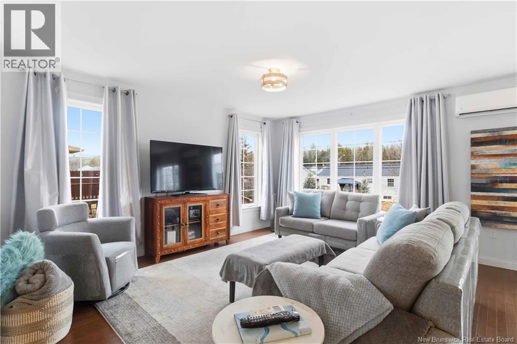 80 ASHLEY CRESCENT - 16