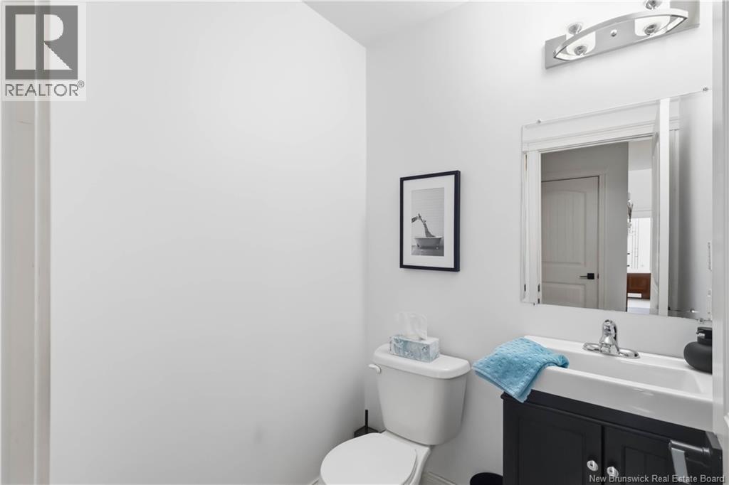 80 ASHLEY CRESCENT - 19