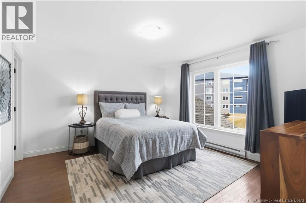 80 ASHLEY CRESCENT - 25