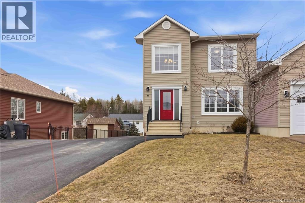 80 ASHLEY CRESCENT - 46