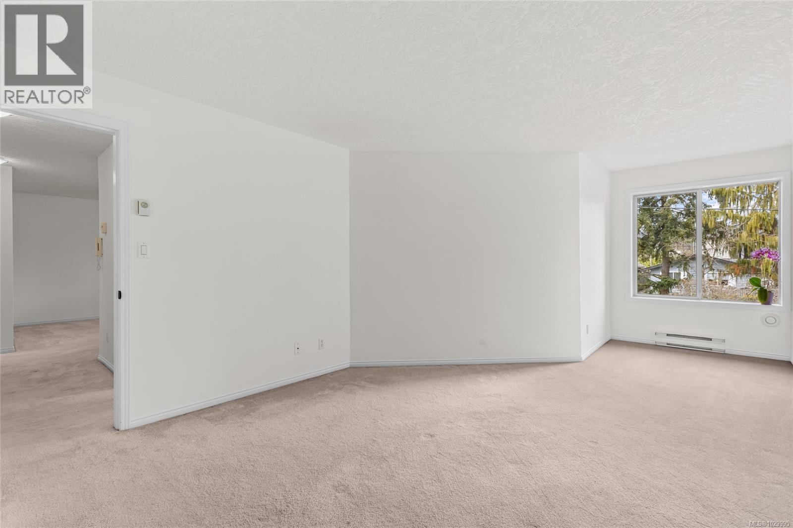 207 7865 Patterson Road, Central Saanich