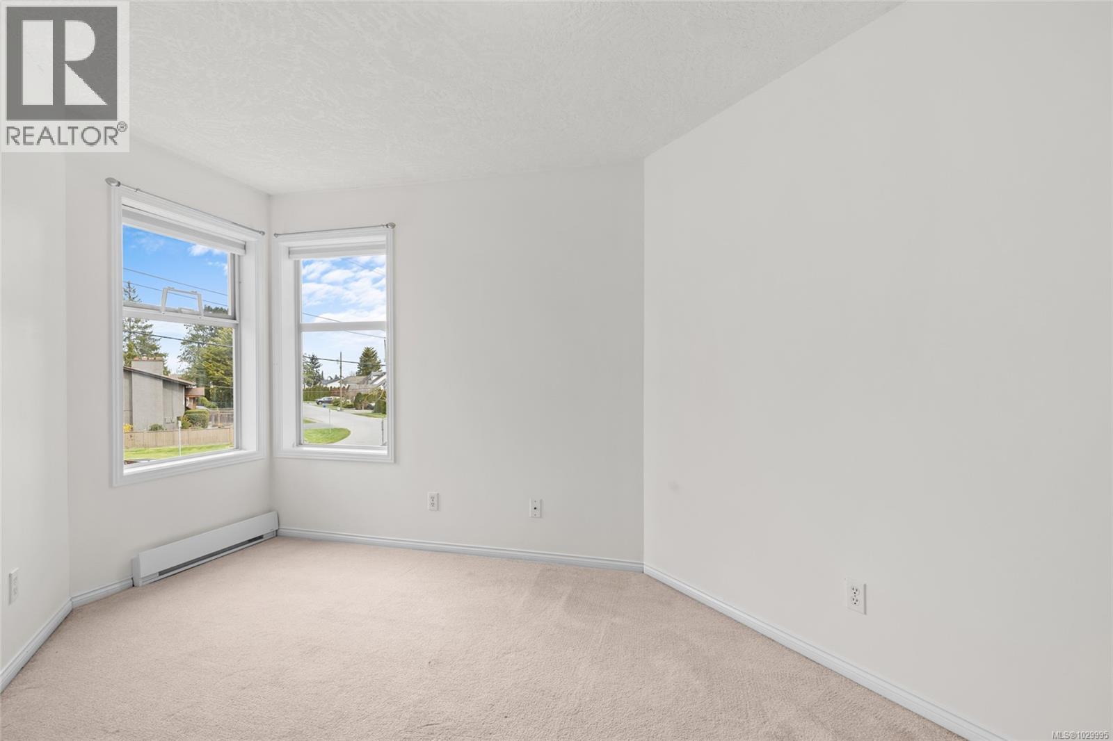 #207 7865 Patterson Rd - 26