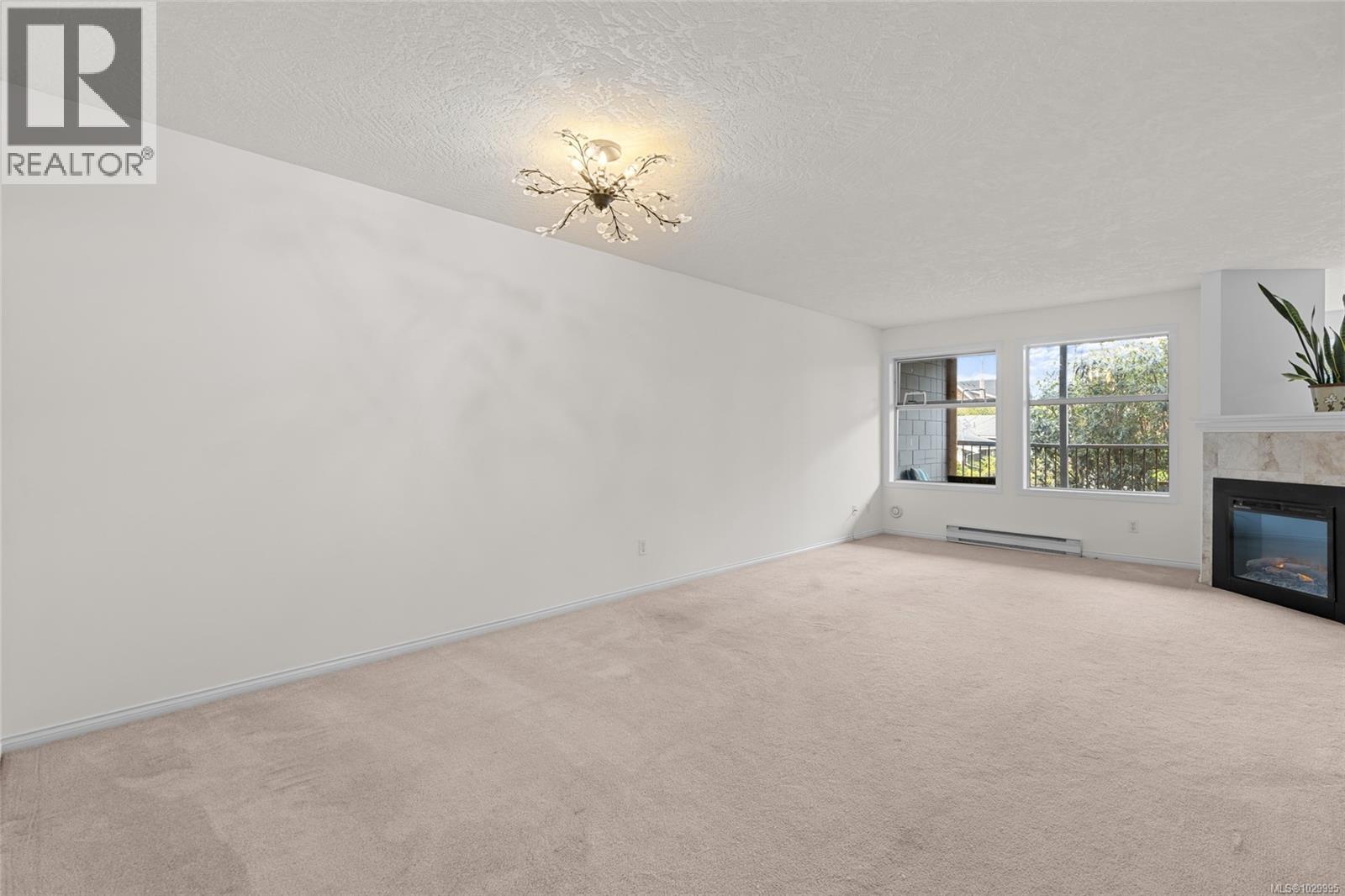 207 7865 Patterson Road, Central Saanich