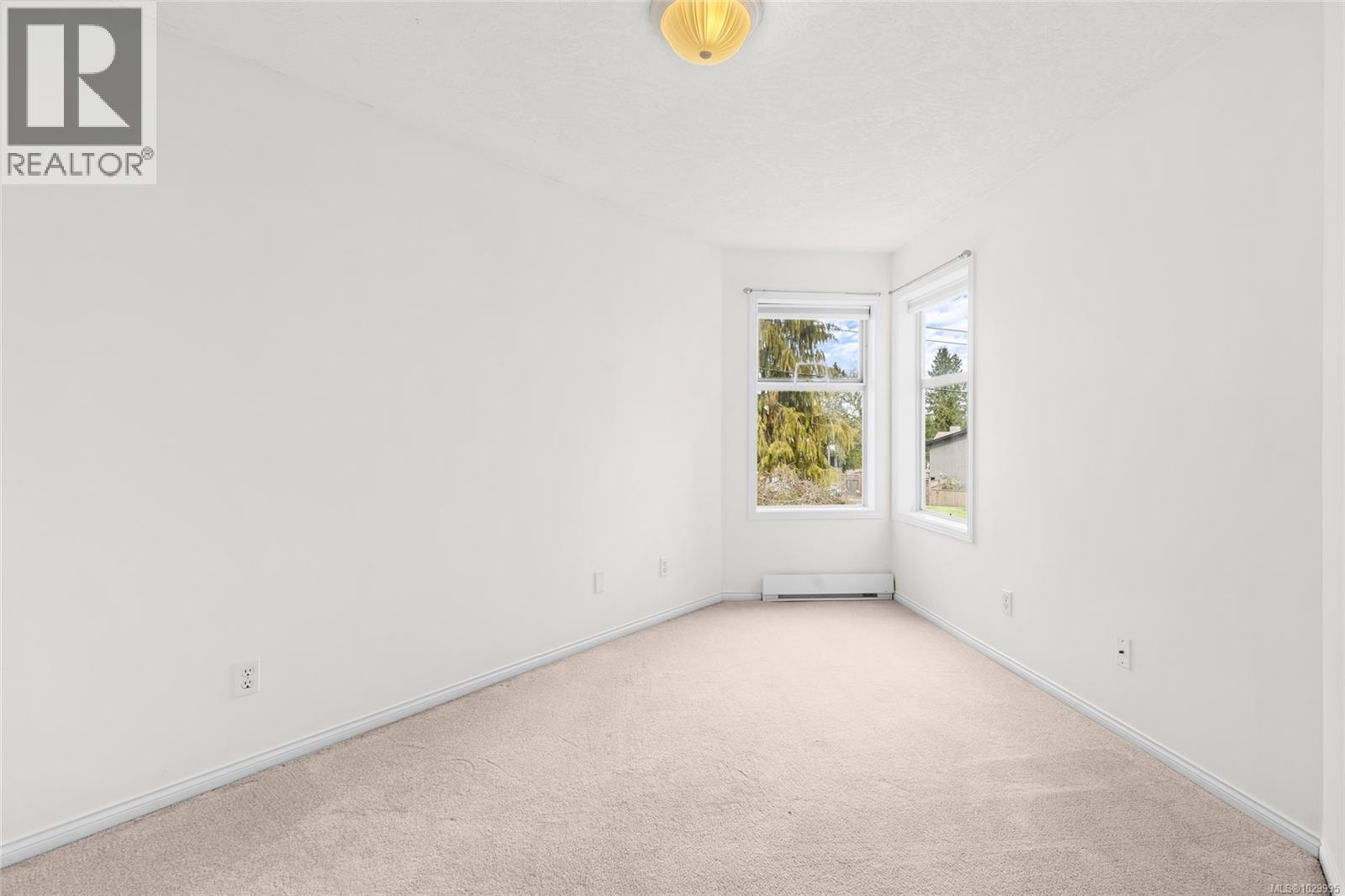 207 7865 Patterson Road, Central Saanich