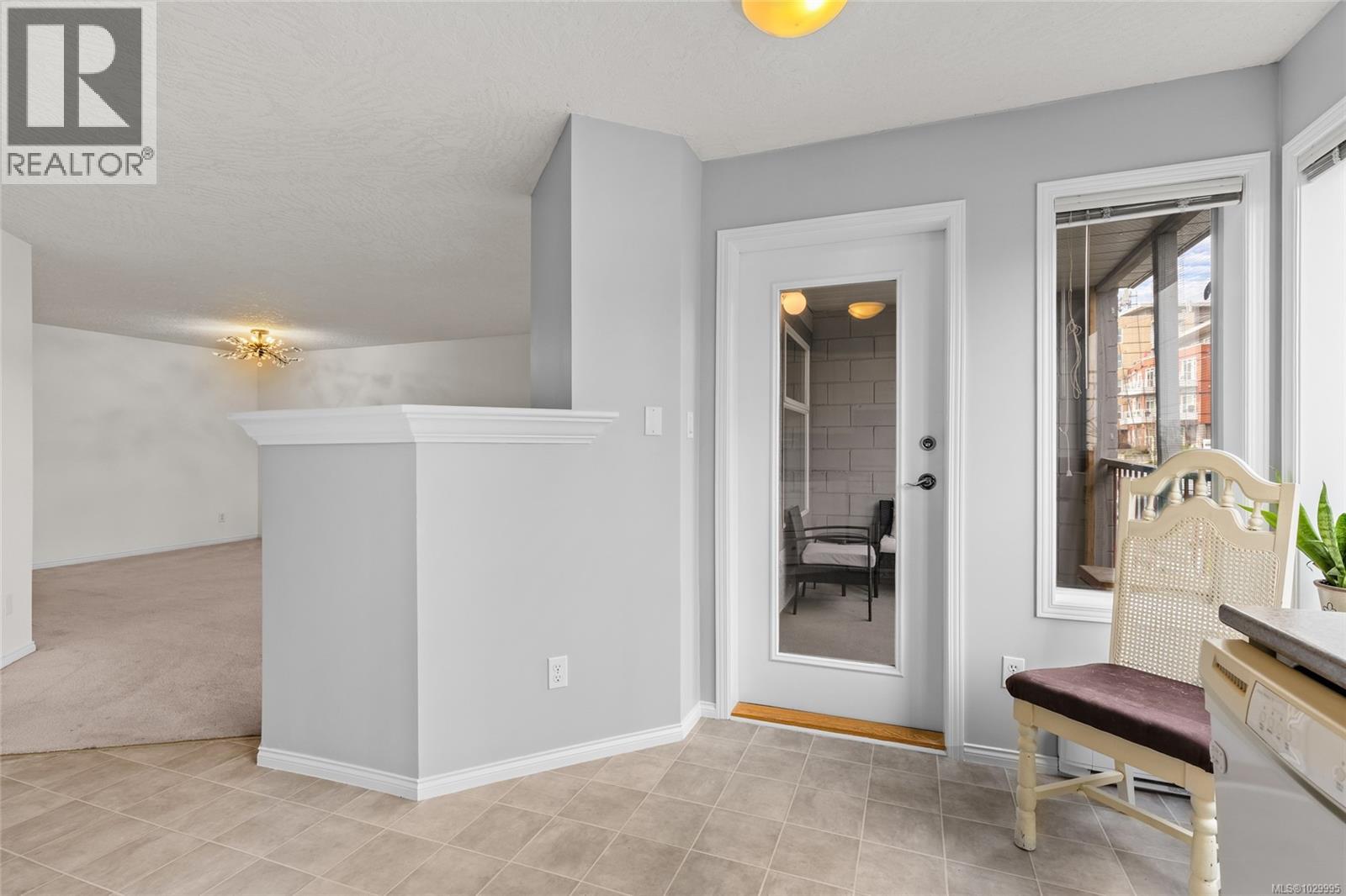 #207 7865 Patterson Rd - 11