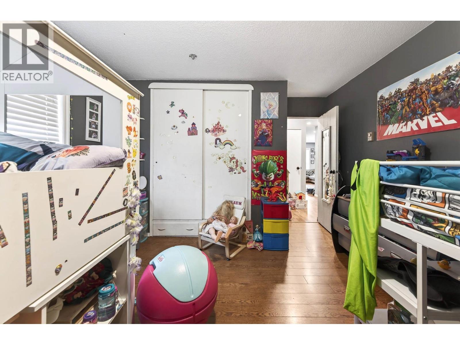 1050 SCOTT DRIVE - 16