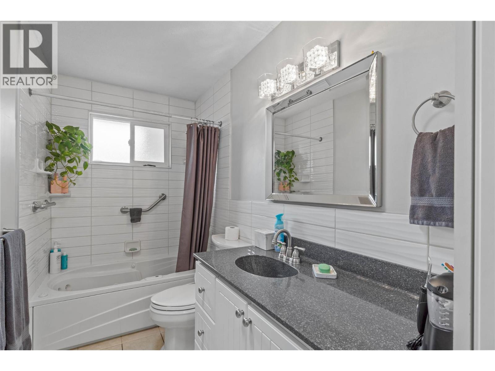 2536 TUPELA Drive, Kamloops