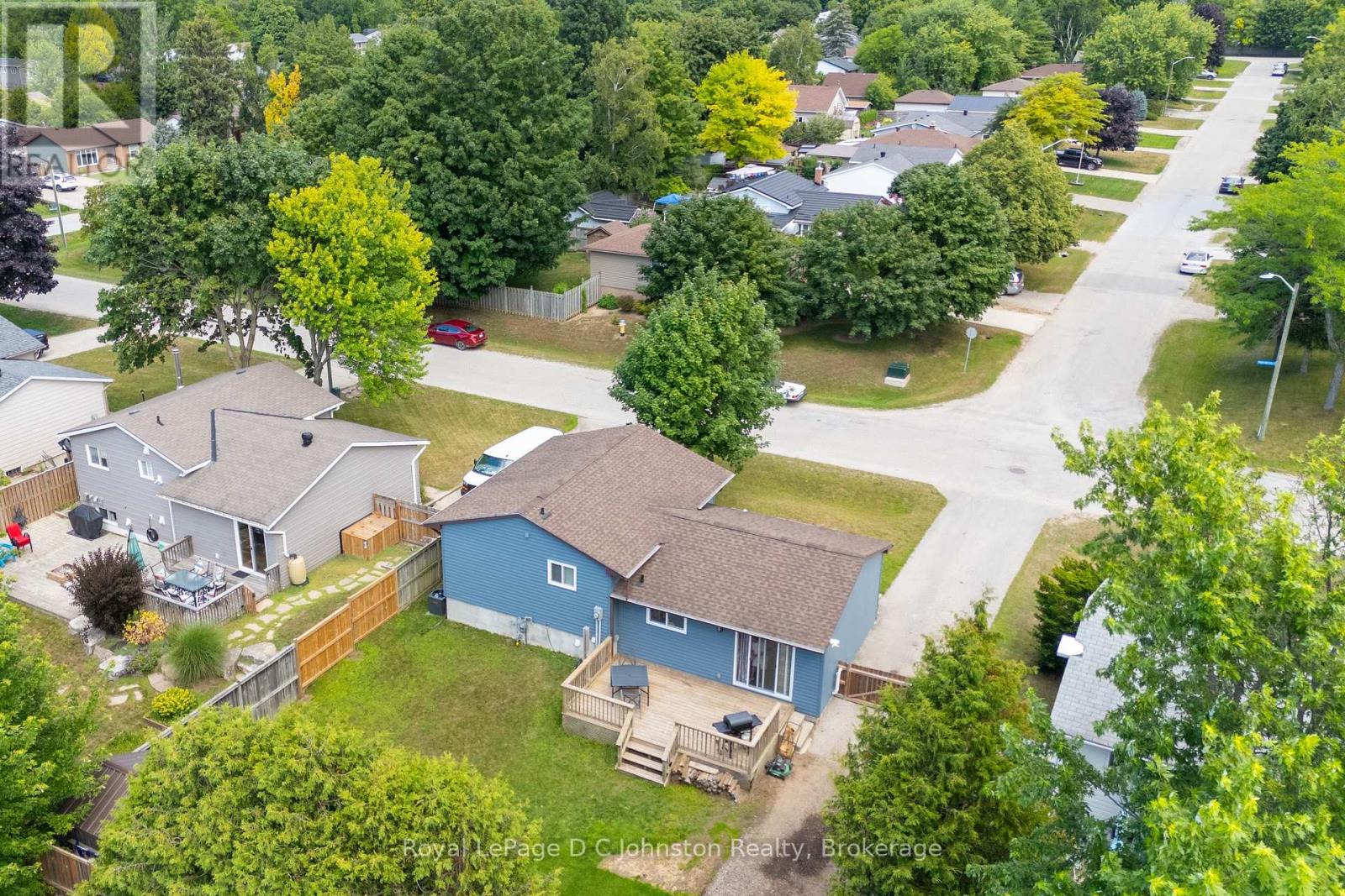 372 PROVINCIAL STREET - 4