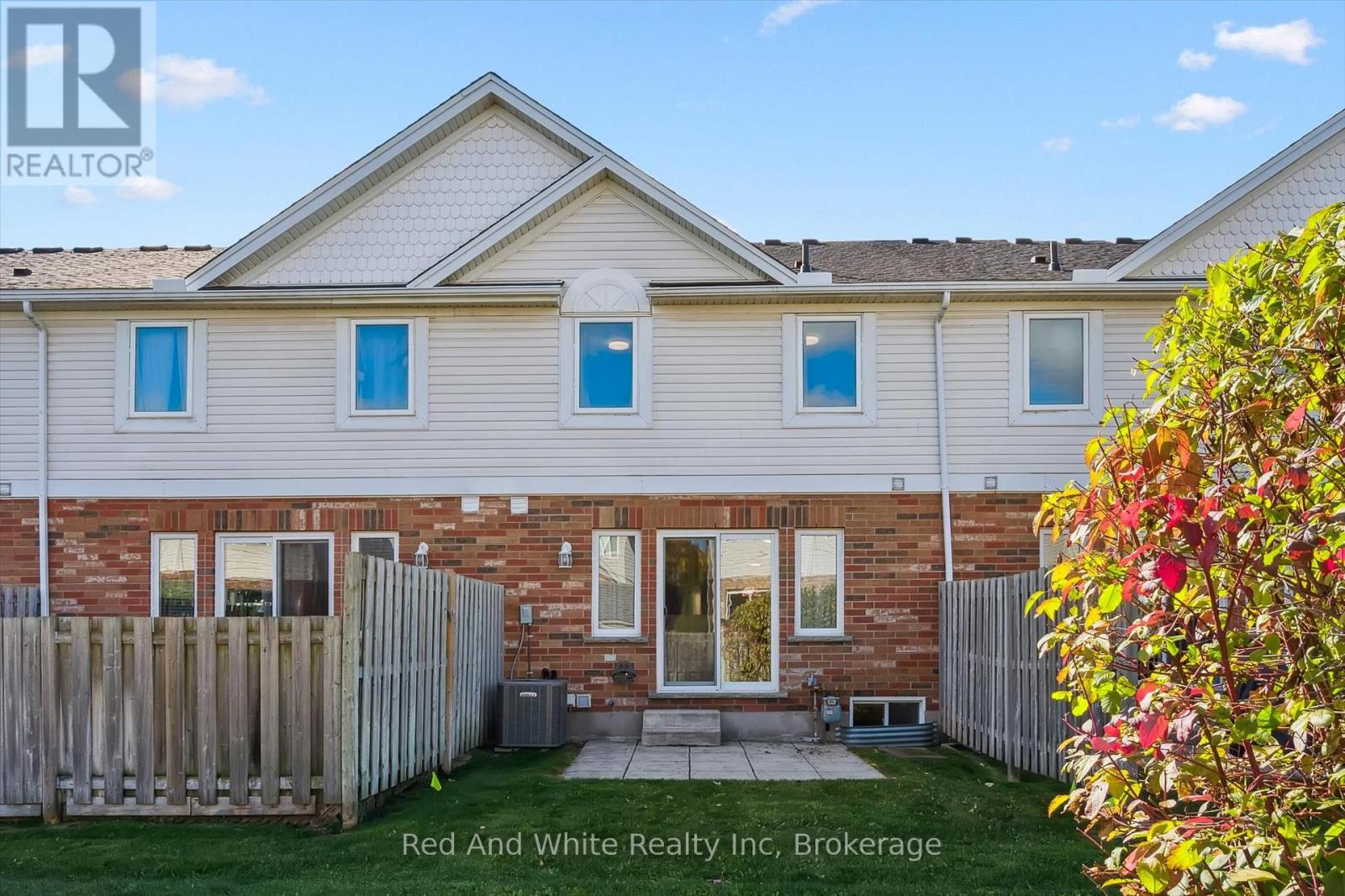 #3 151 CLAIRFIELDS DRIVE E - 30
