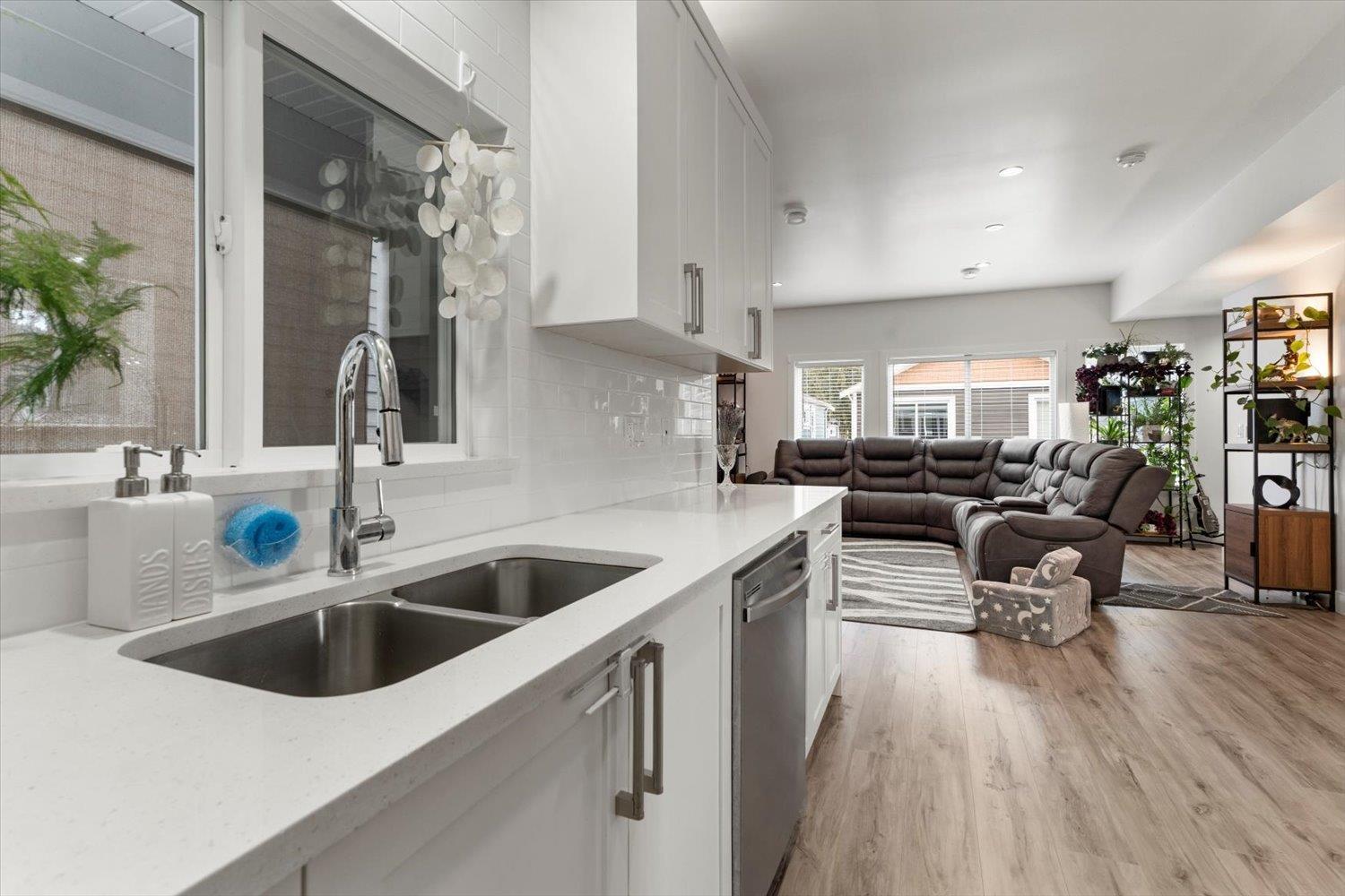 17 750 HOT SPRINGS Road - main photo