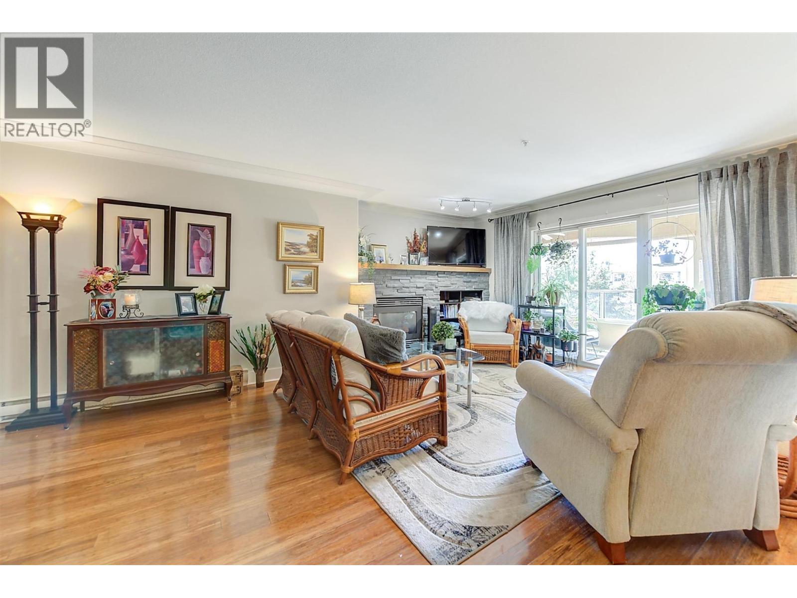 1964 Enterprise Way Unit# 309, Kelowna