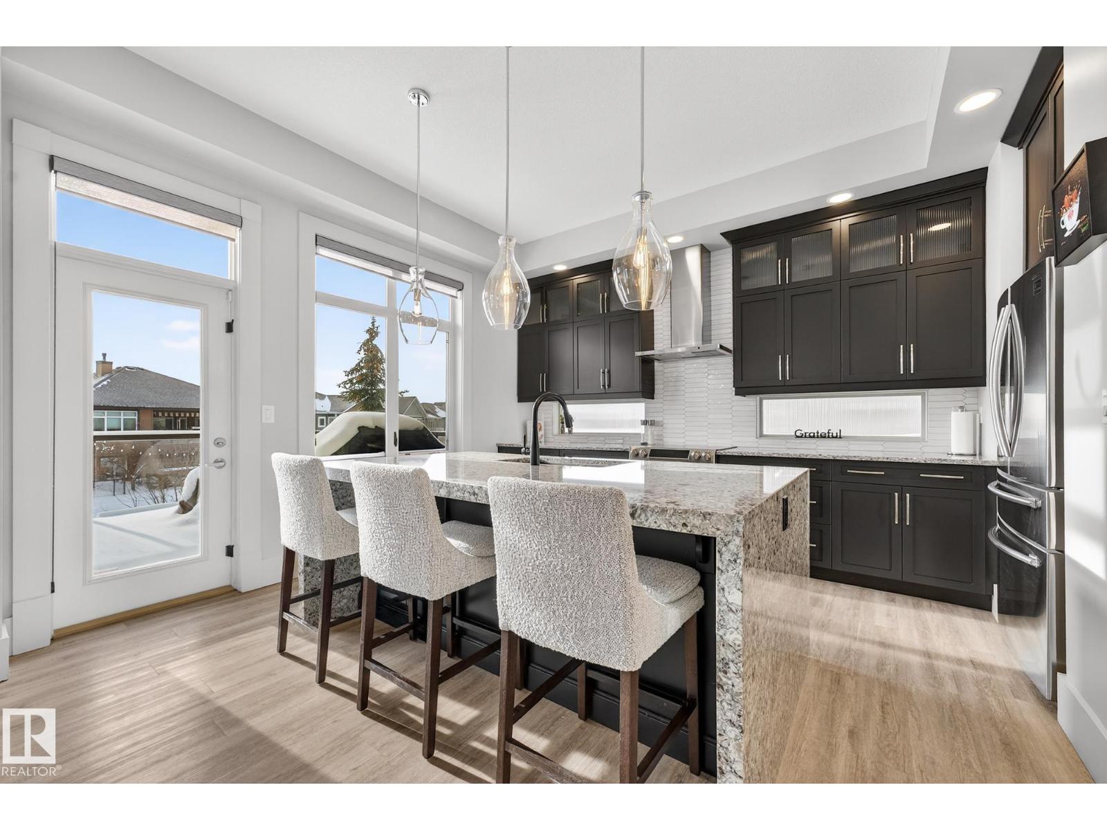 4001 TRIOMPHE BV, Beaumont