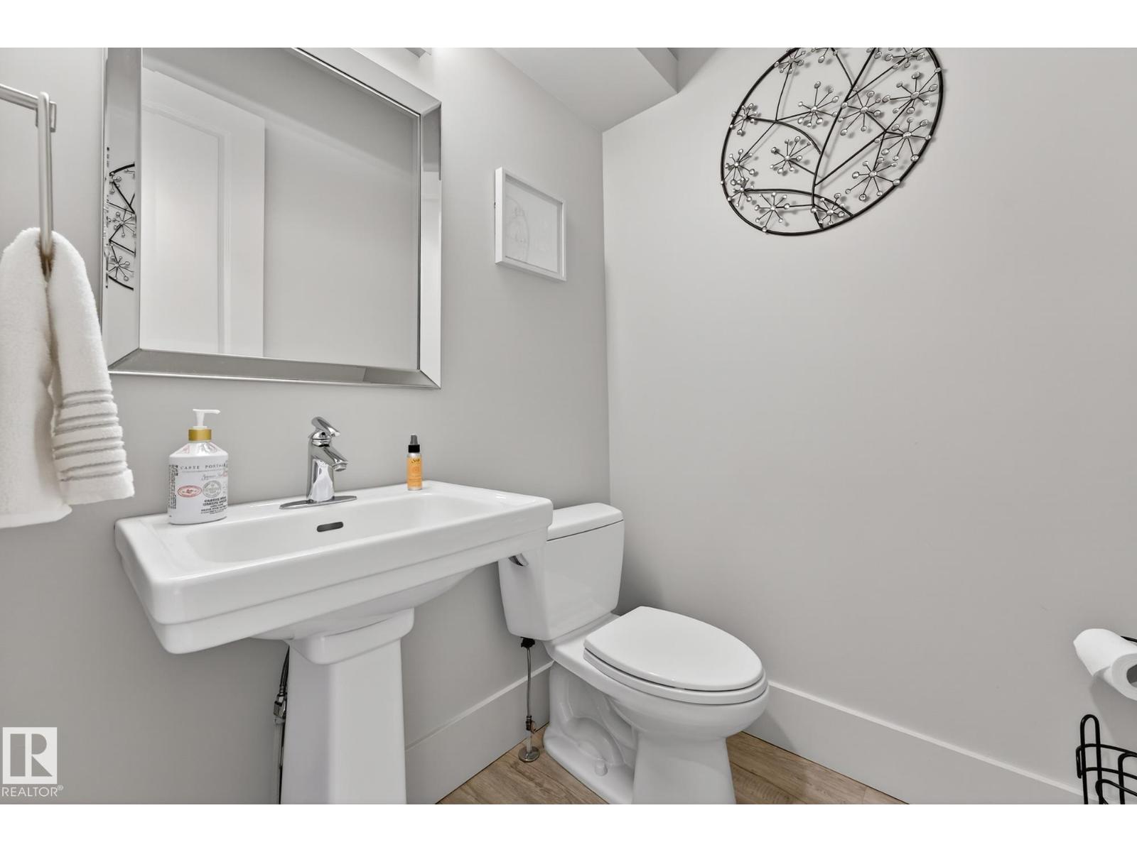 4001 TRIOMPHE BV, Beaumont