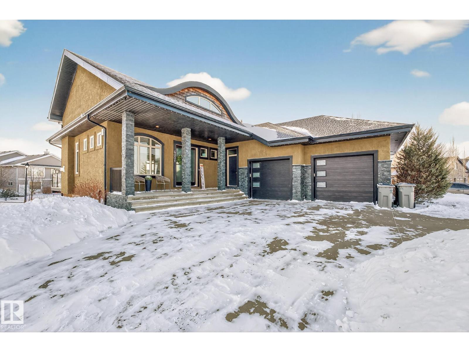 4001 TRIOMPHE BV, Beaumont