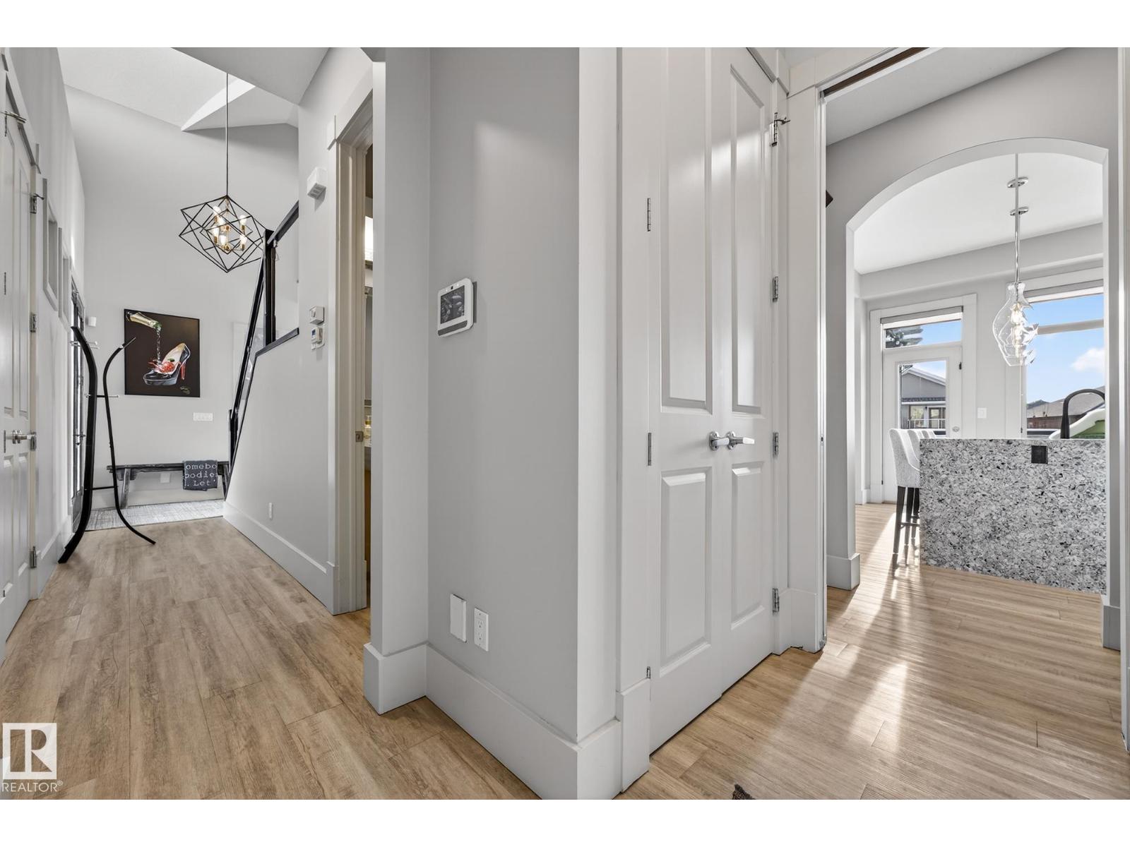 4001 TRIOMPHE BV, Beaumont