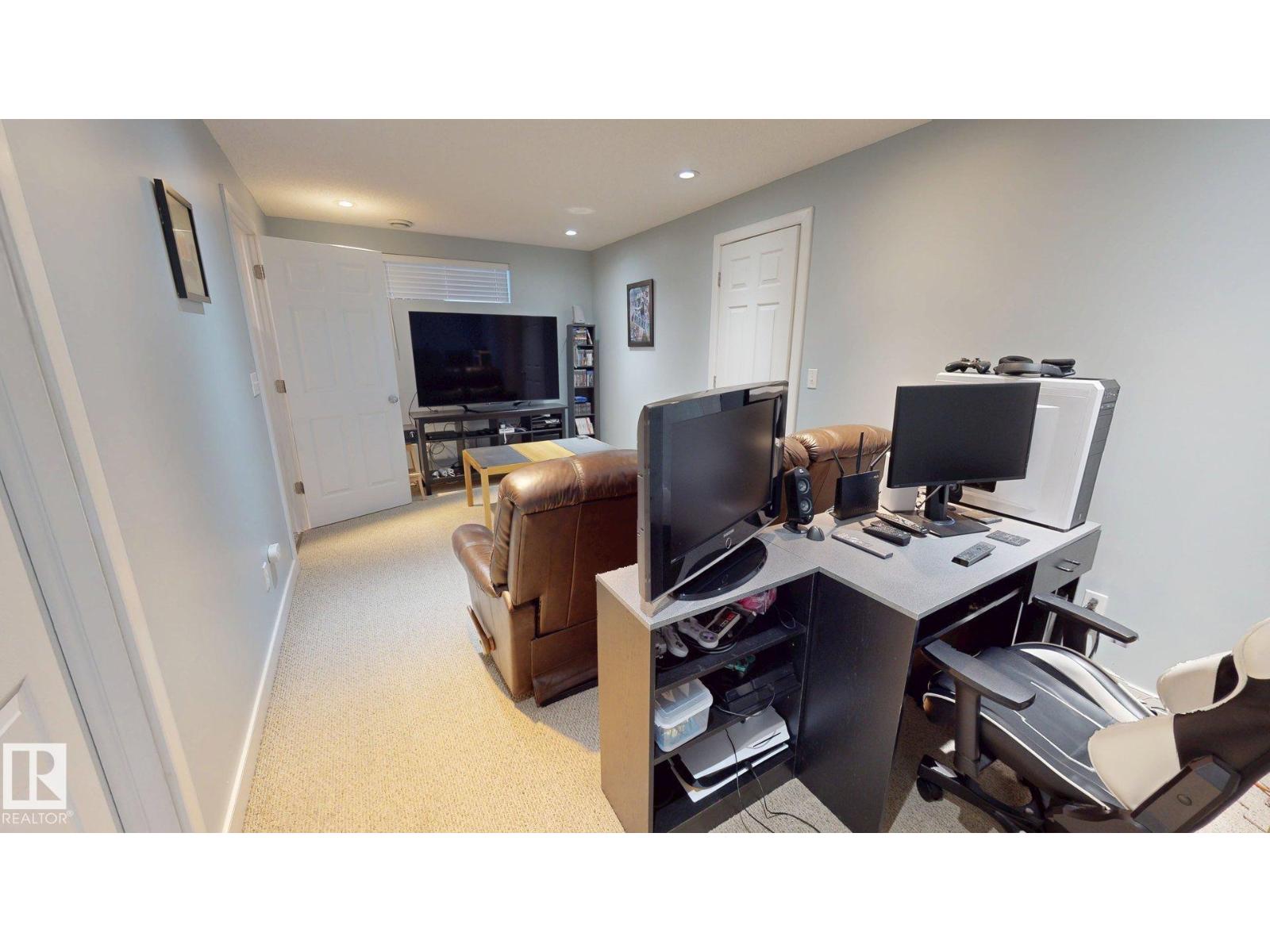 3839 24 ST NW, Edmonton