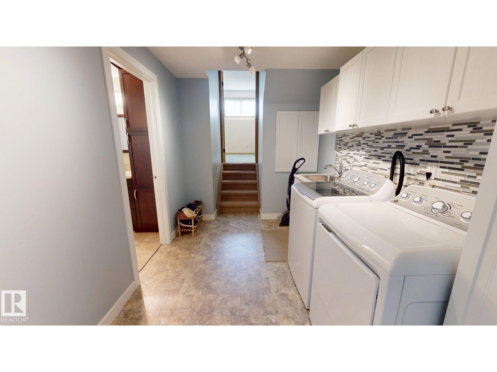 3839 24 ST NW, Edmonton