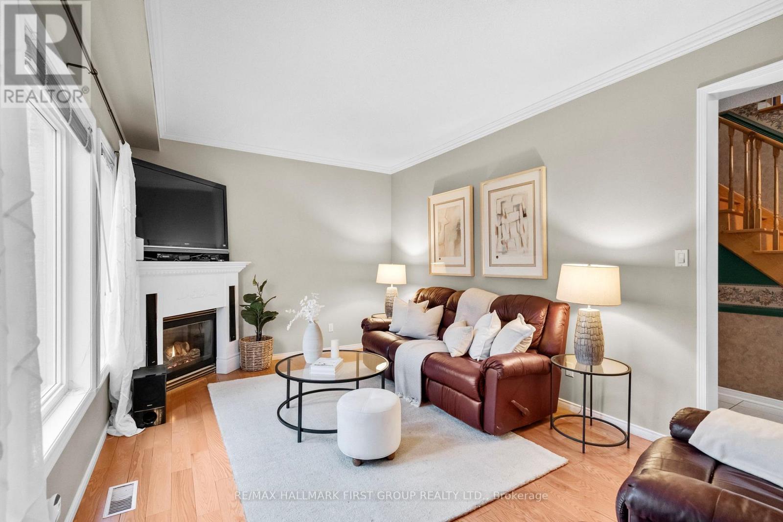 1907 WOODVIEW AVENUE - 10