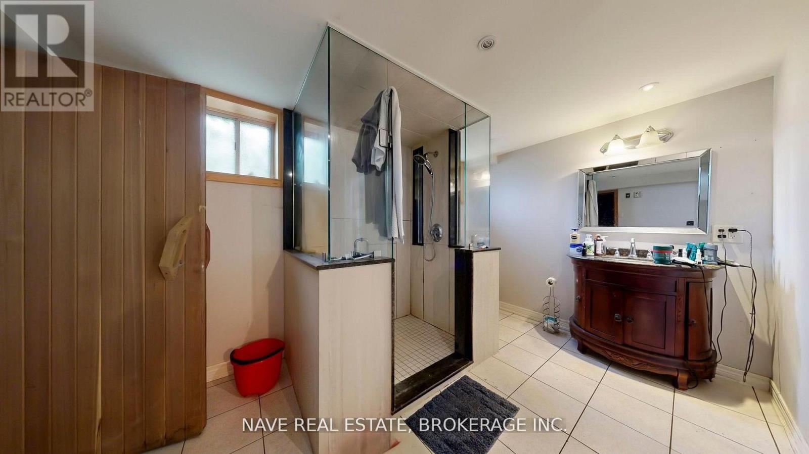 9747 BATHURST STREET - 40