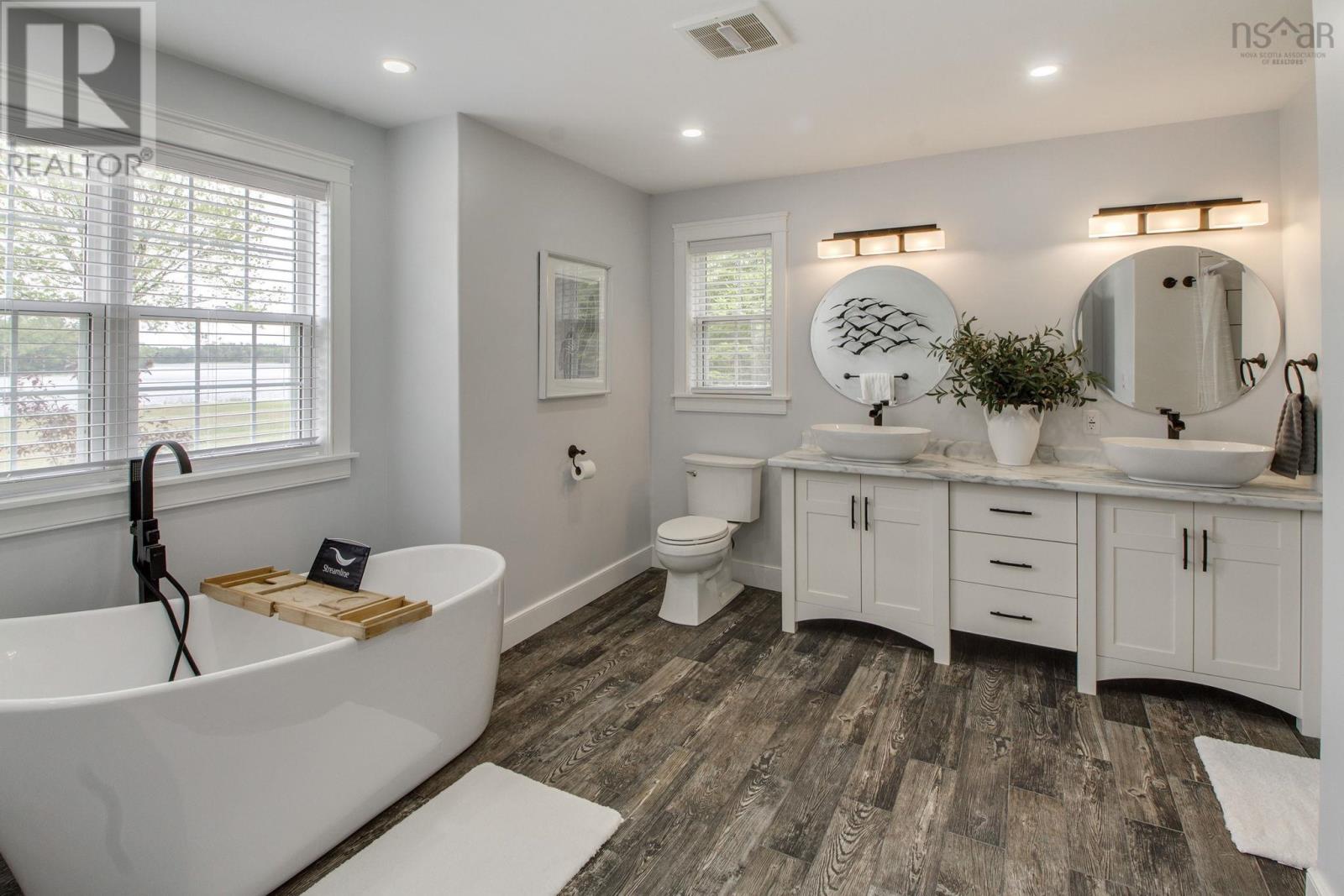 405 Townshipline Road - 25