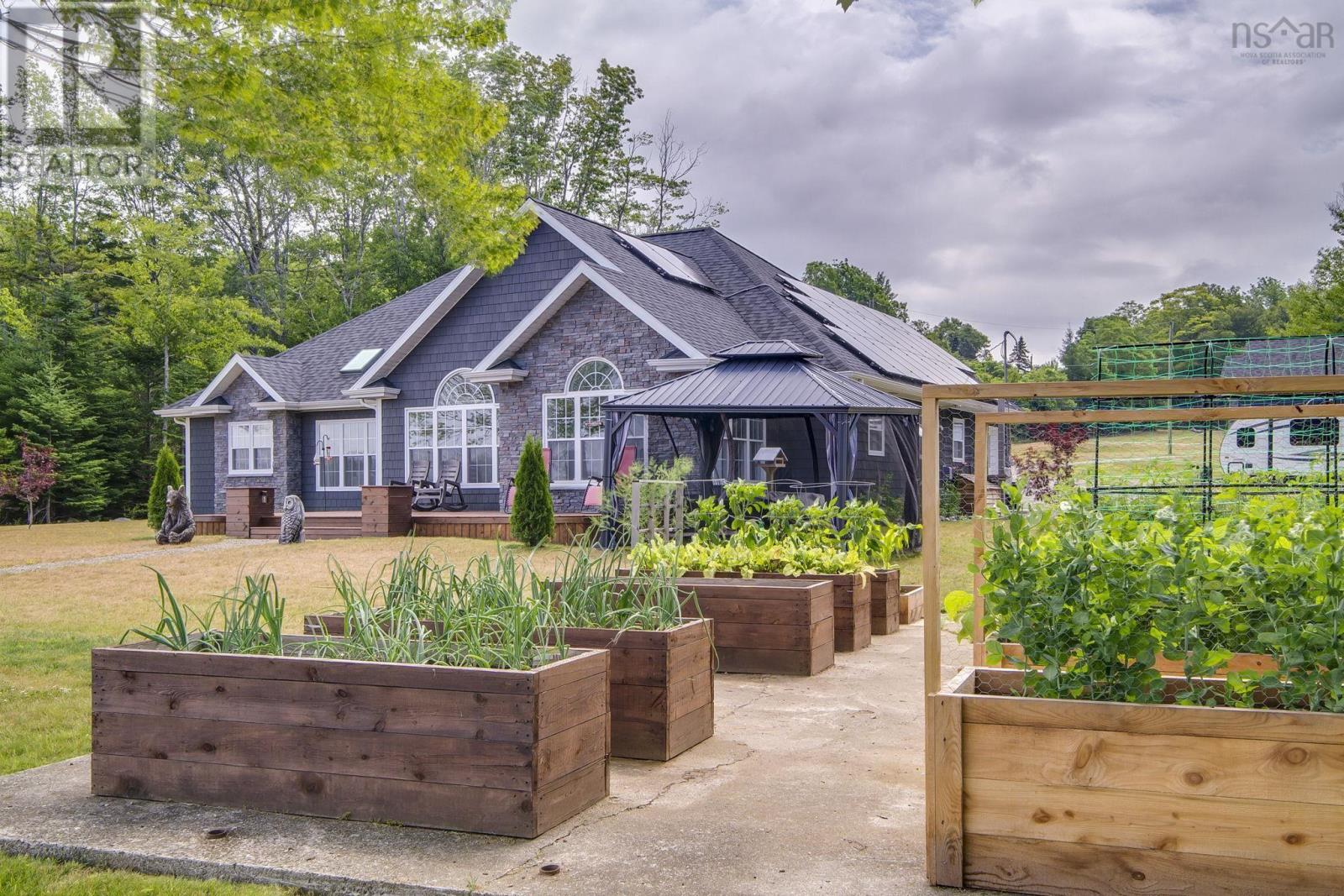 405 Townshipline Road - 45