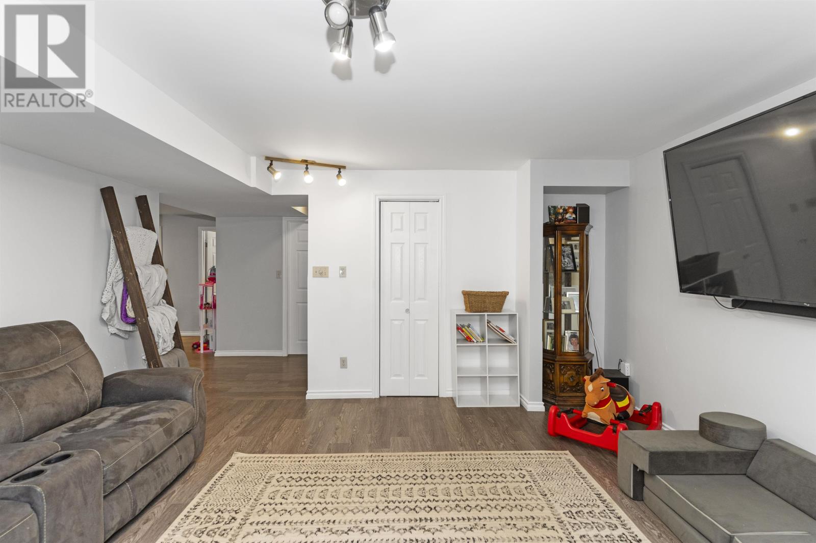 153 Fairbank CRES, Thunder Bay, Ontario