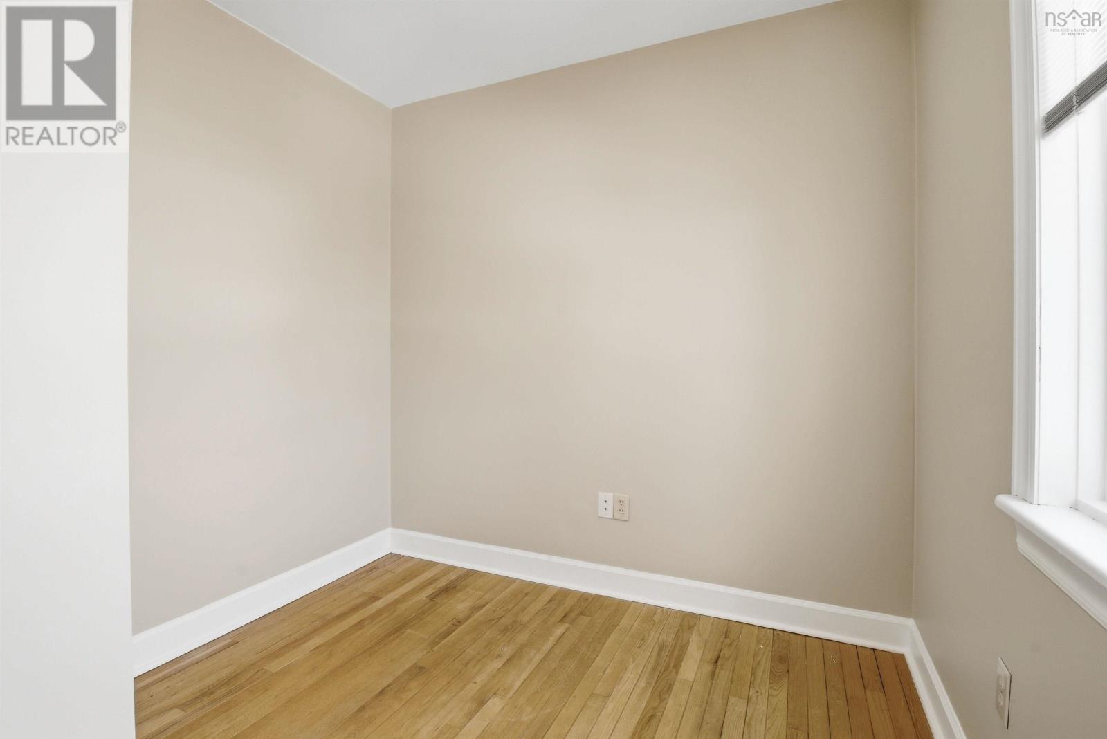 Property 10 of 47 of 147 Flagstone Drive