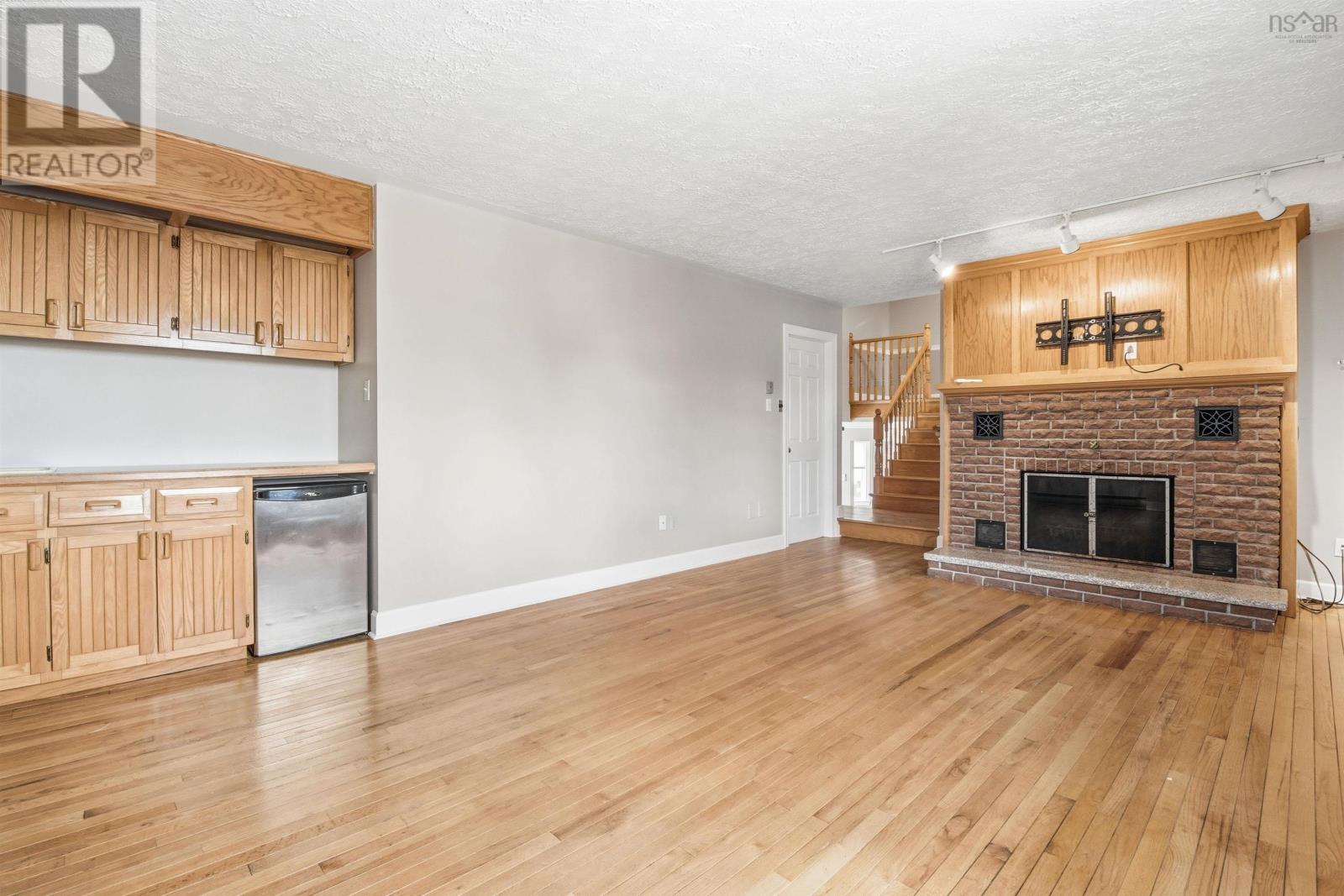 Property 21 of 47 of 147 Flagstone Drive