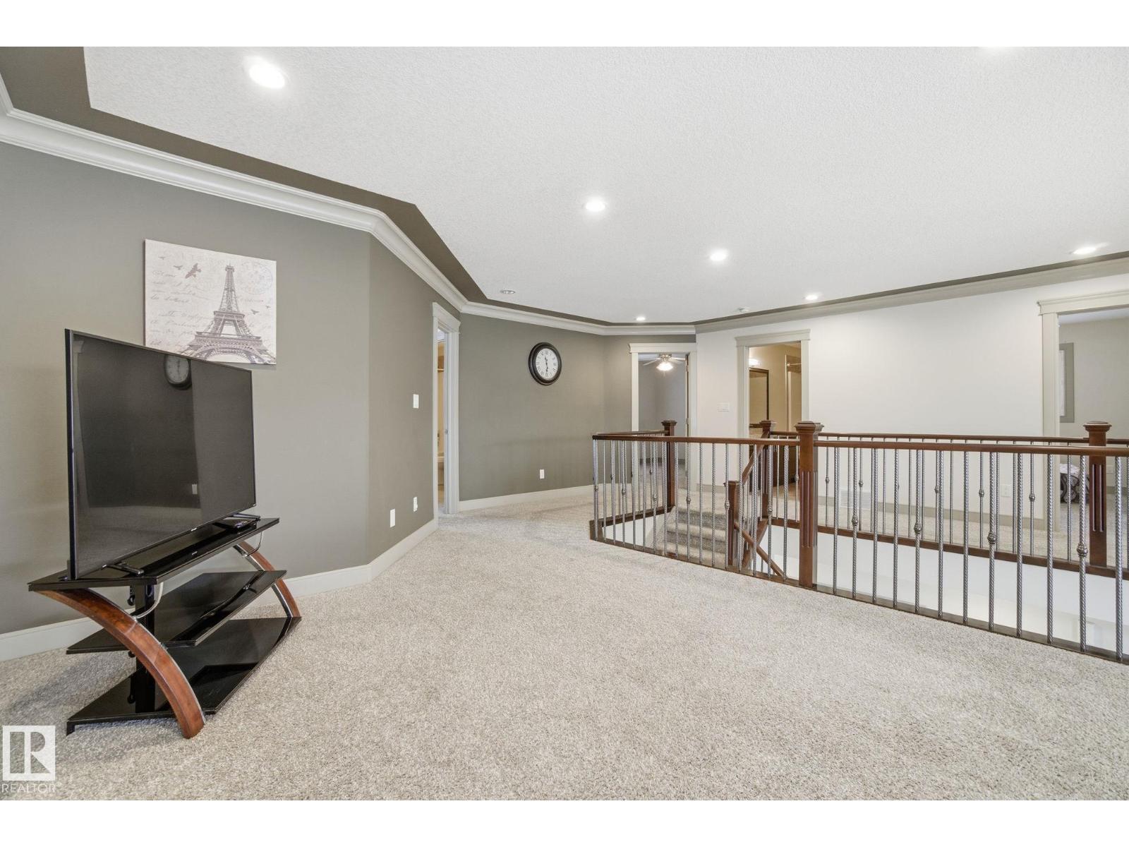 647 FRASER VISTA VS NW, Edmonton