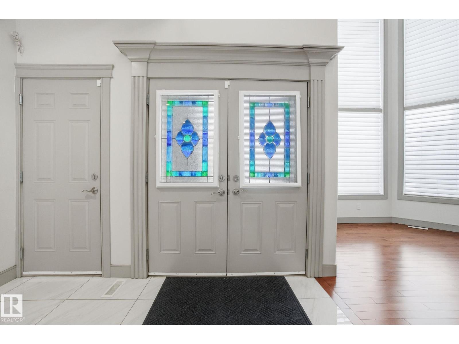 647 FRASER VISTA VS NW, Edmonton