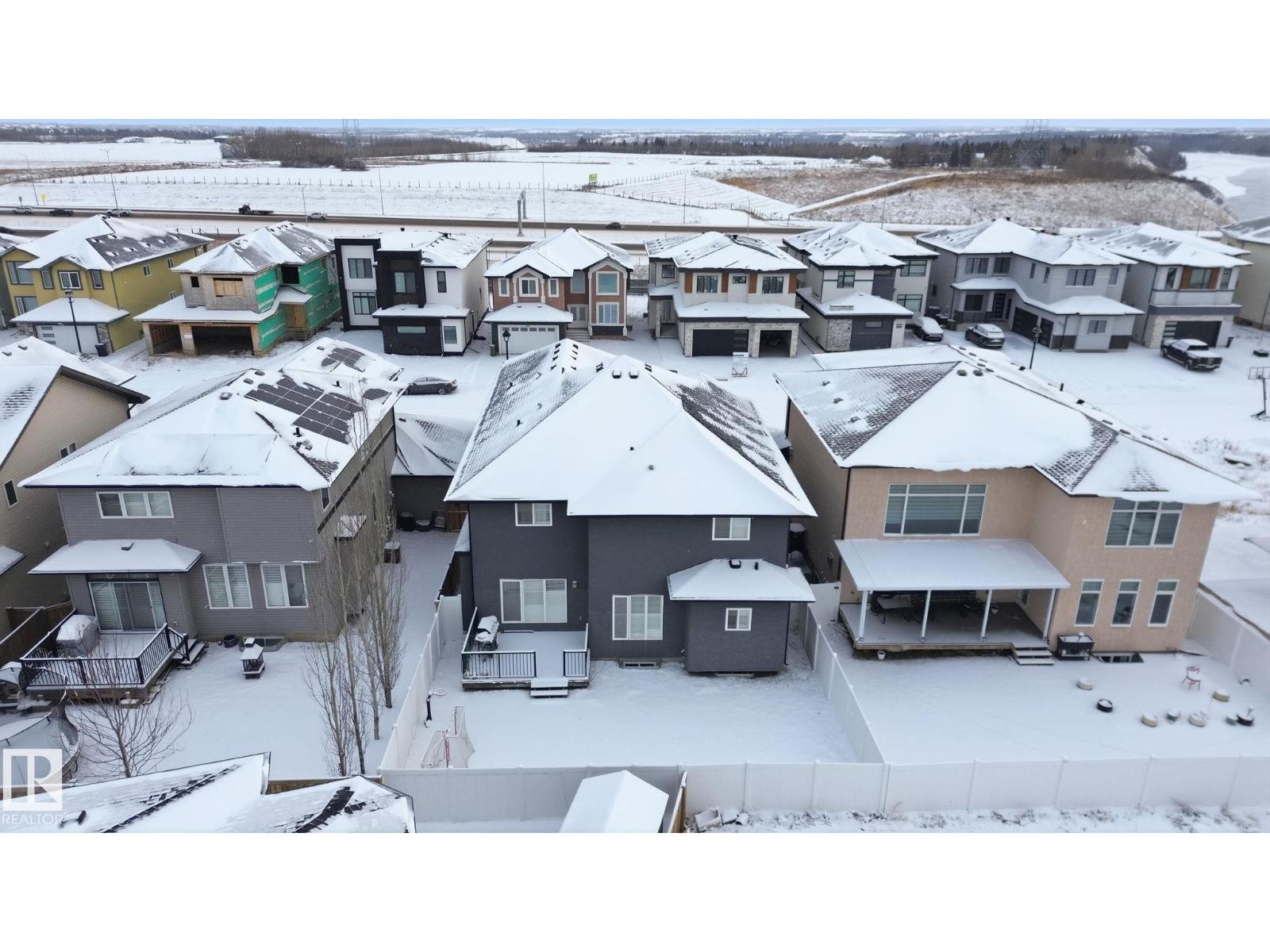 647 FRASER VISTA VS NW, Edmonton