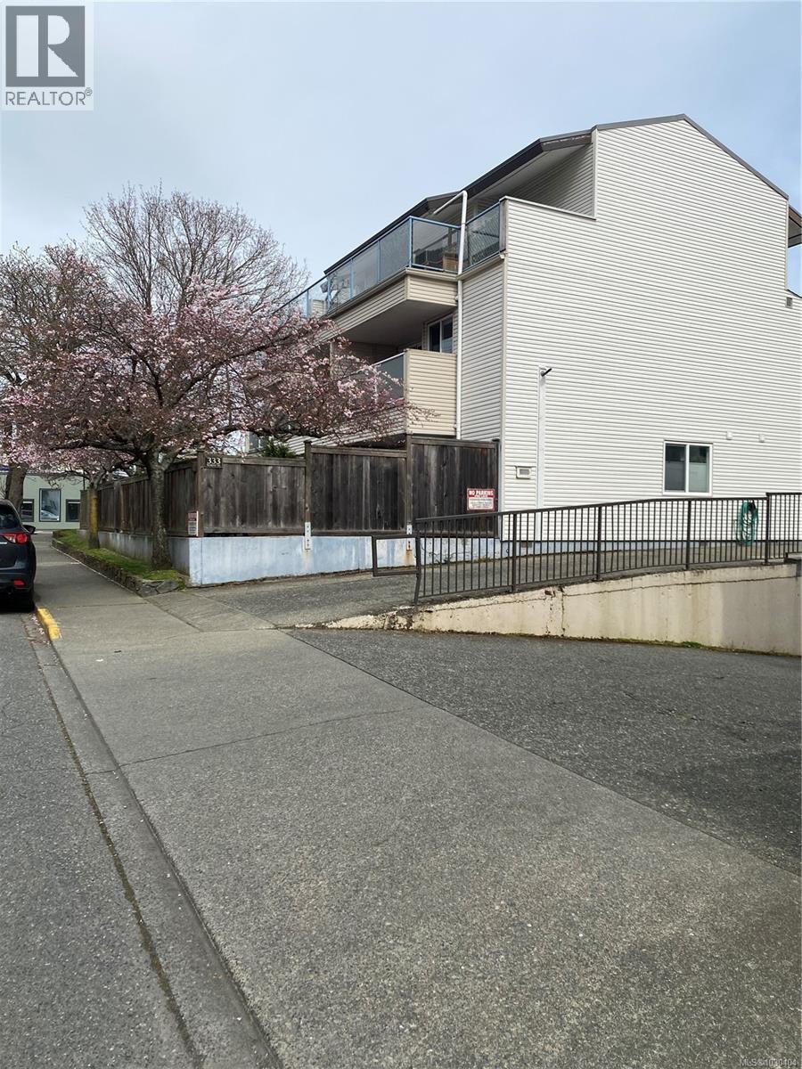 11 333 Robert St, Victoria