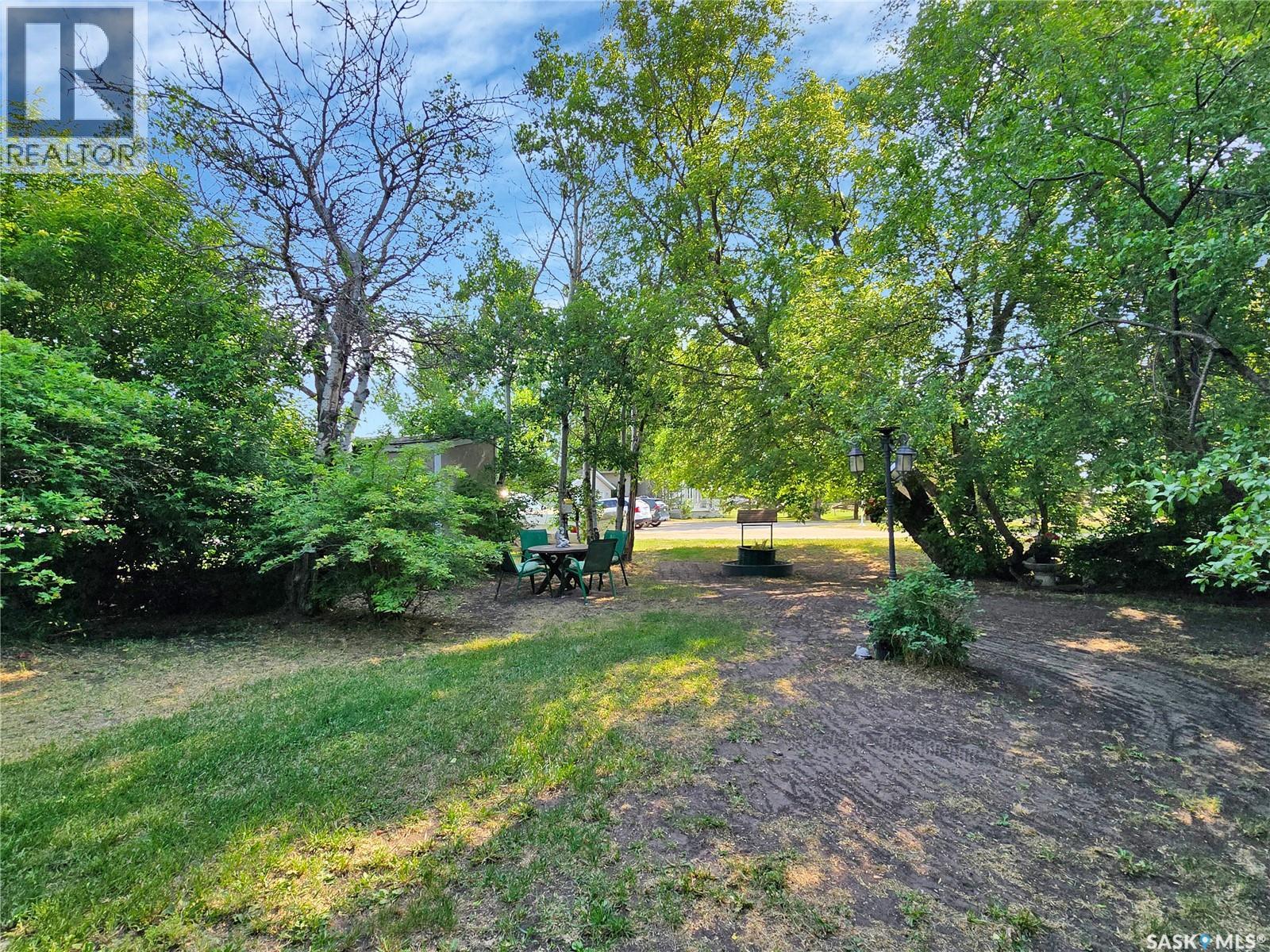 1675 Grasswood ROAD — photo 37
