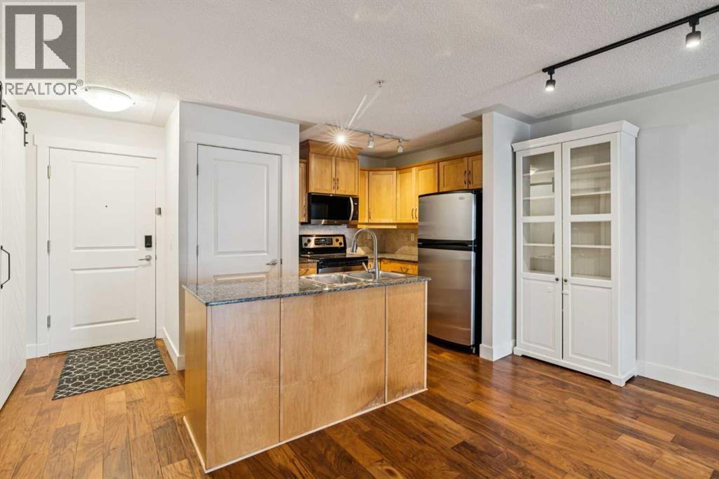 Single Family House for Sale in    Avenue SW Garrison Woods Calgary 