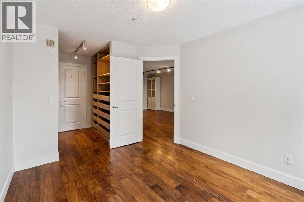 114, 2233 34 Avenue SW, Calgary, Alberta