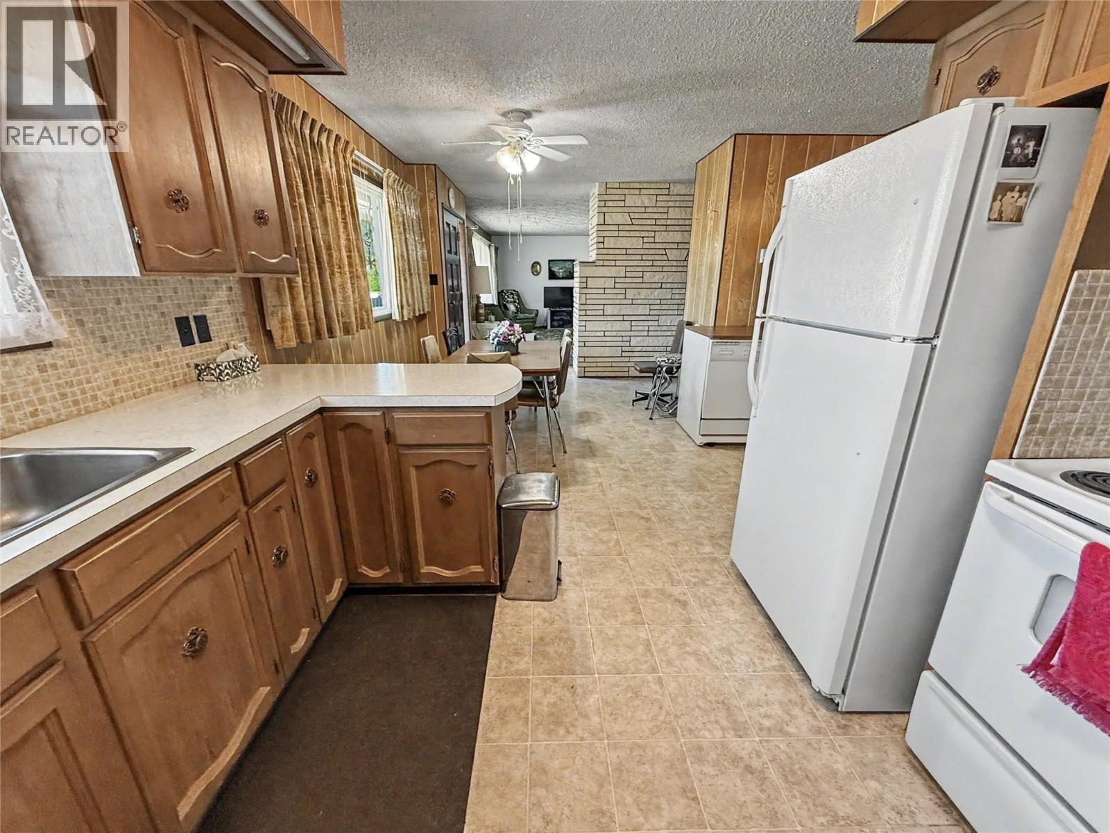 7430 22nd Street, Grand Forks