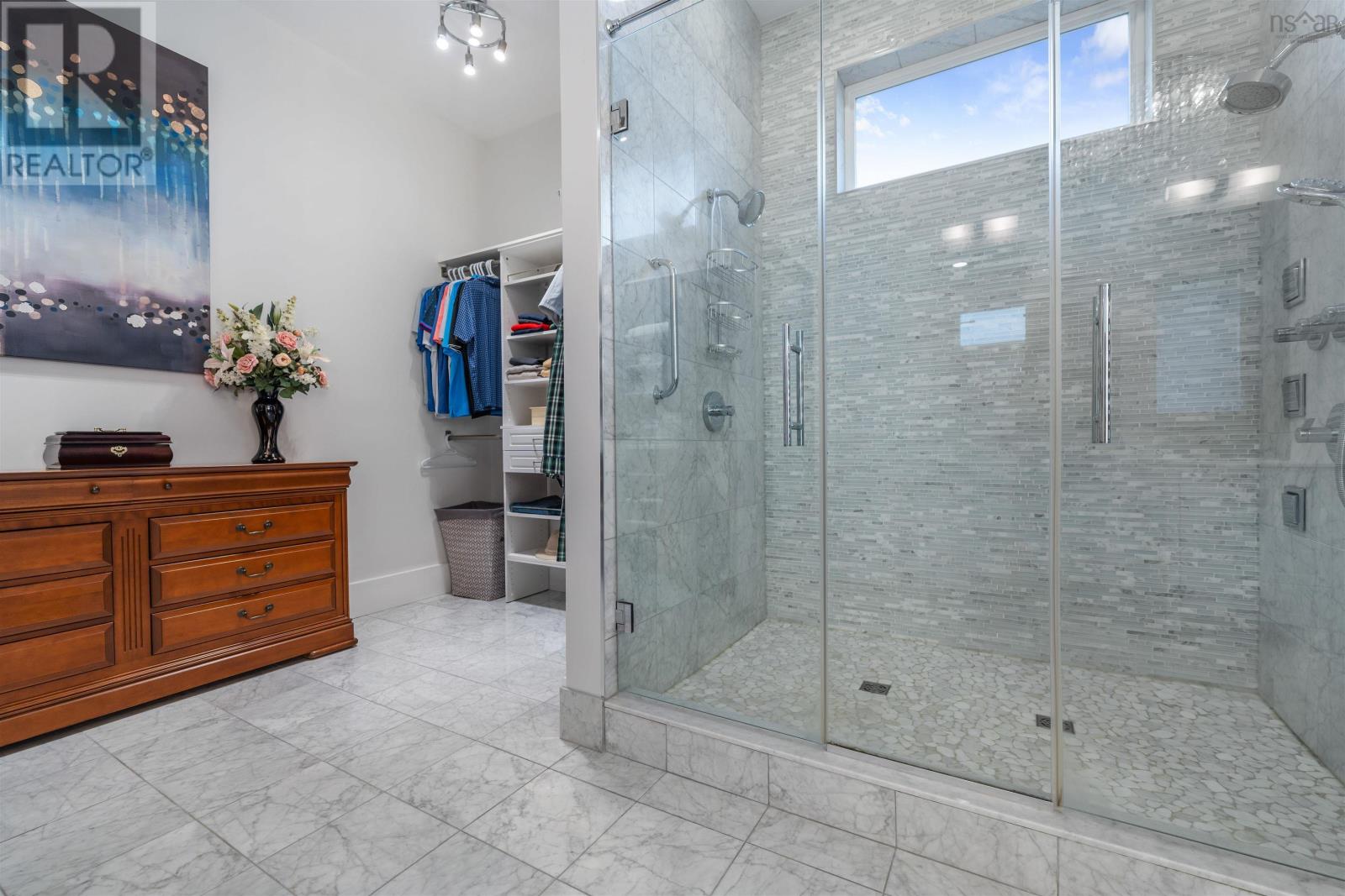 Property 31 of 50 of 15 Rowan Avenue