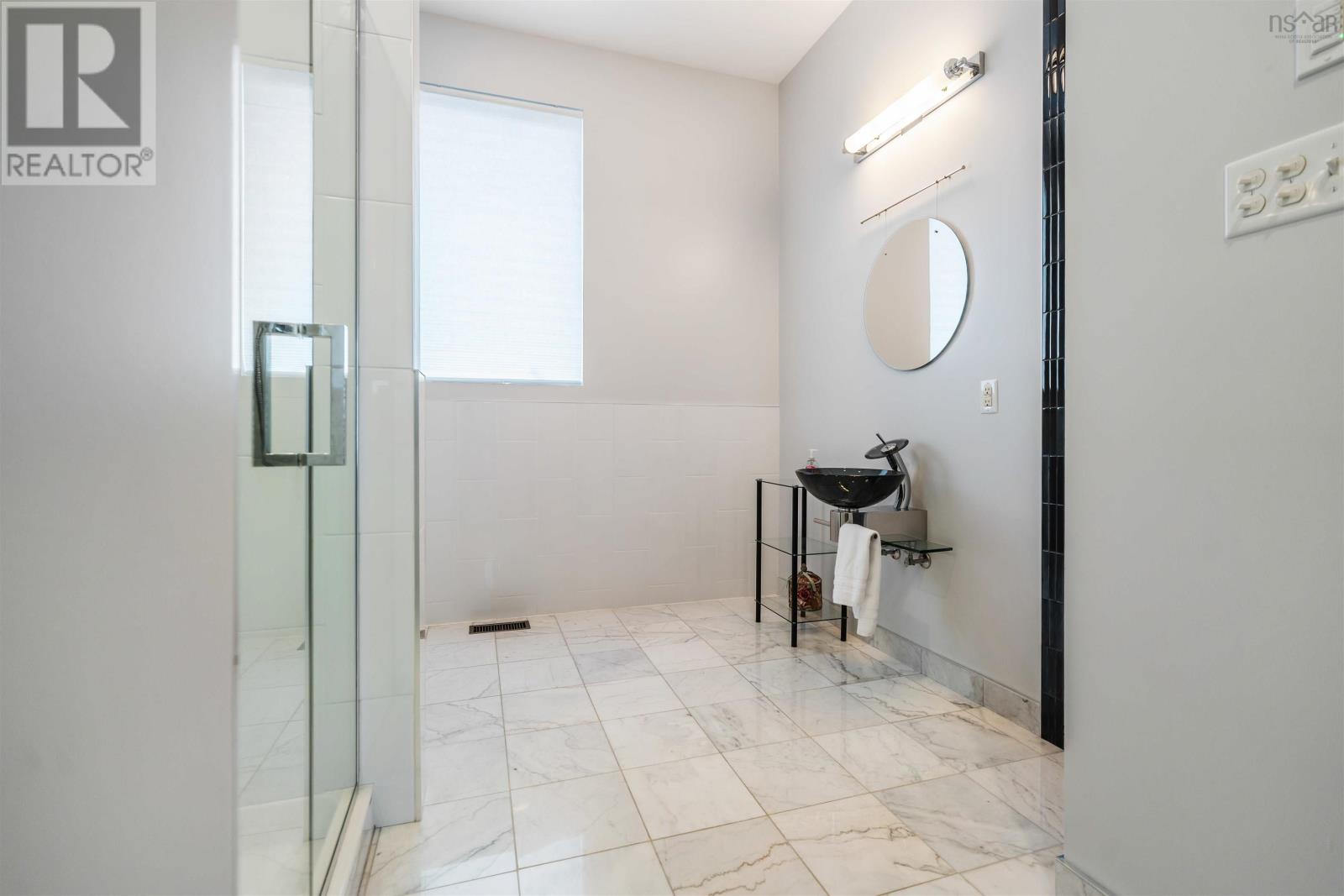 Property 21 of 50 of 15 Rowan Avenue