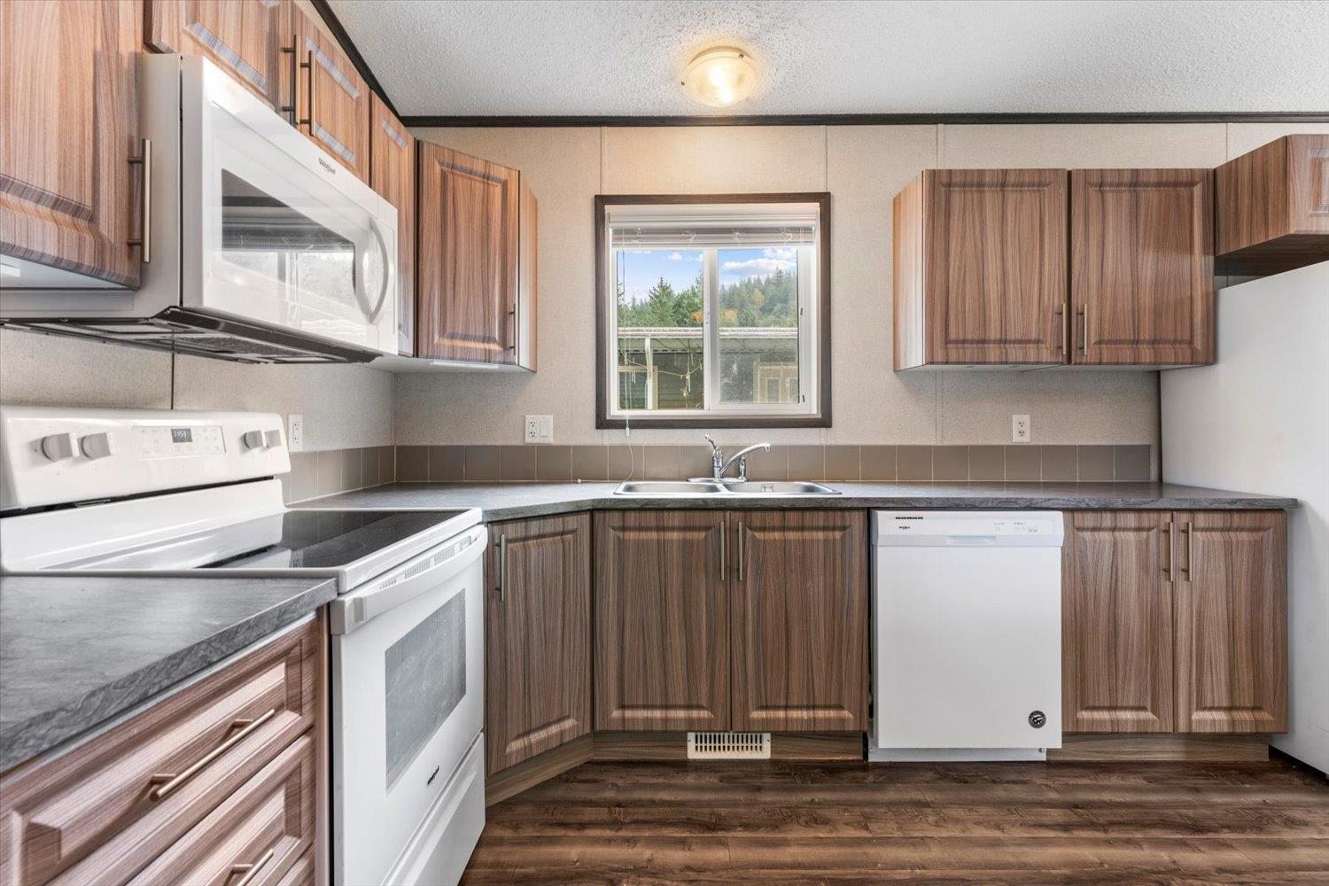 65 3942 COLUMBIA VALLEY ROAD, Cultus Lake East, Cultus Lake