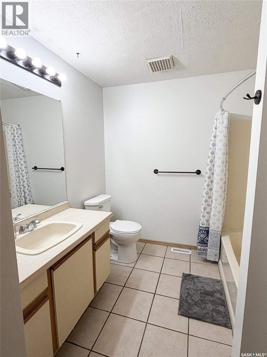 503 6TH AVENUE W - 16