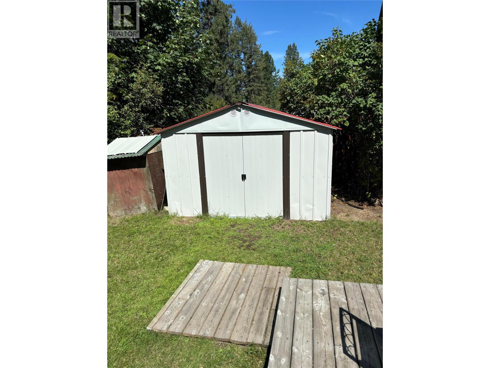 1581 Neimi Road, Christina Lake