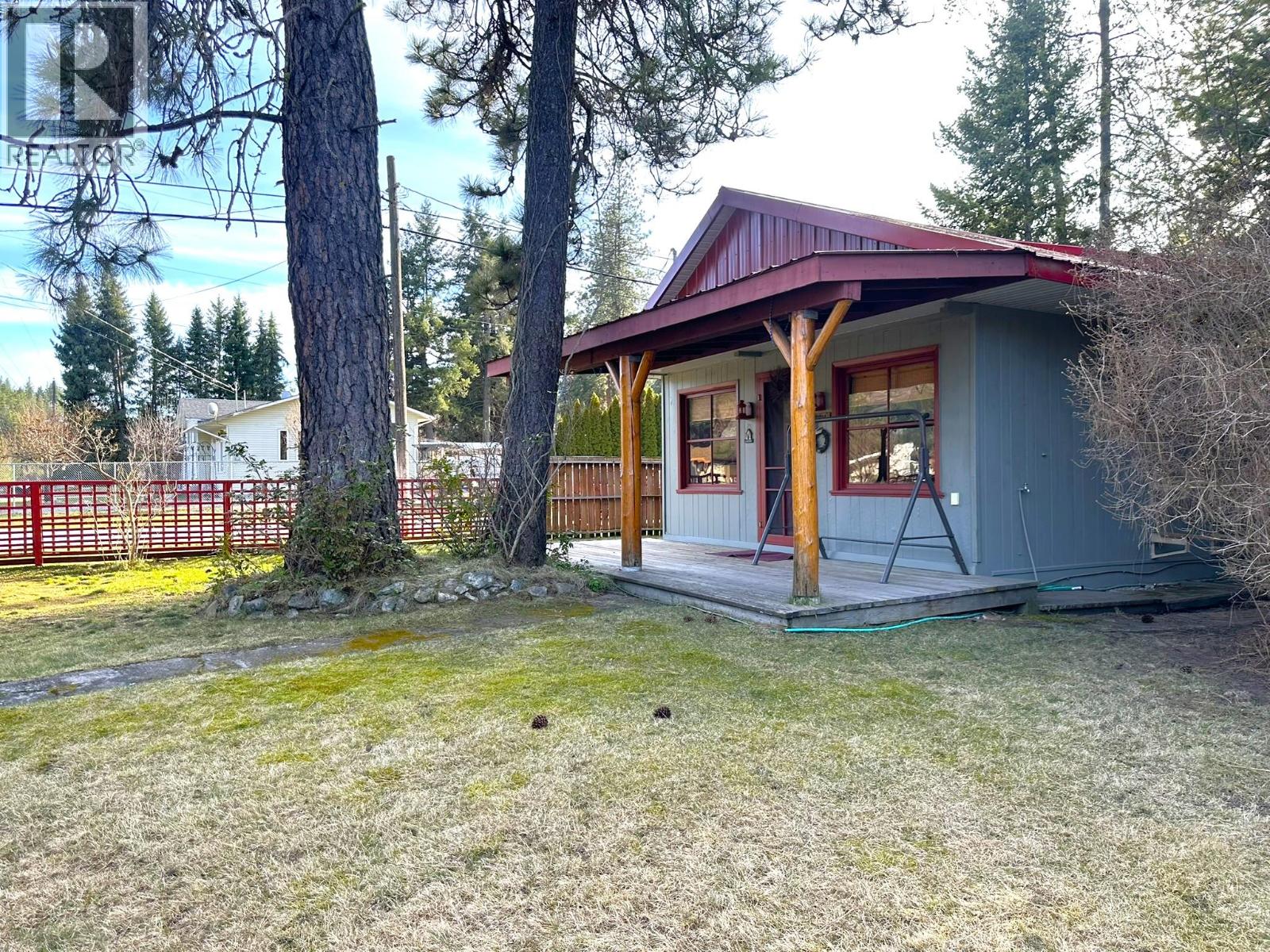 1581 Neimi Road, Christina Lake