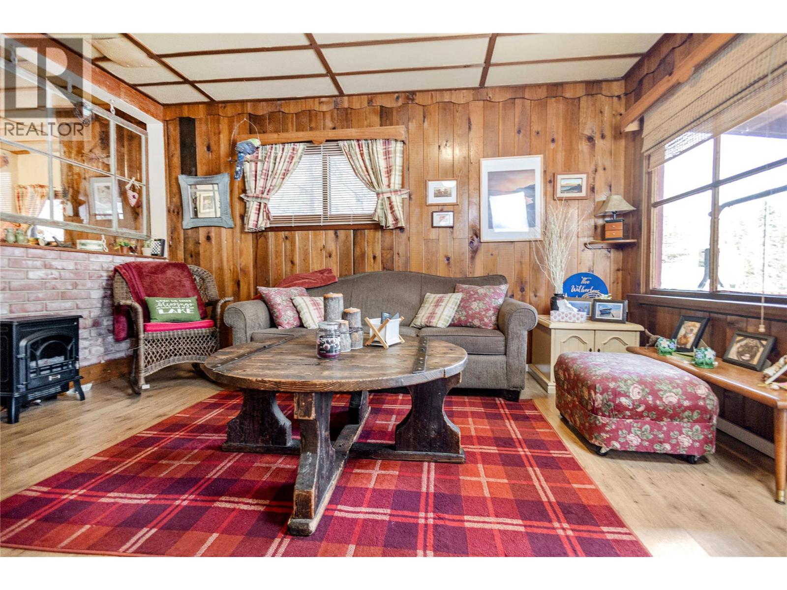 1581 Neimi Road, Christina Lake